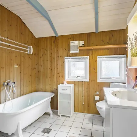 3 Bedroom Amazing In * Tranekær